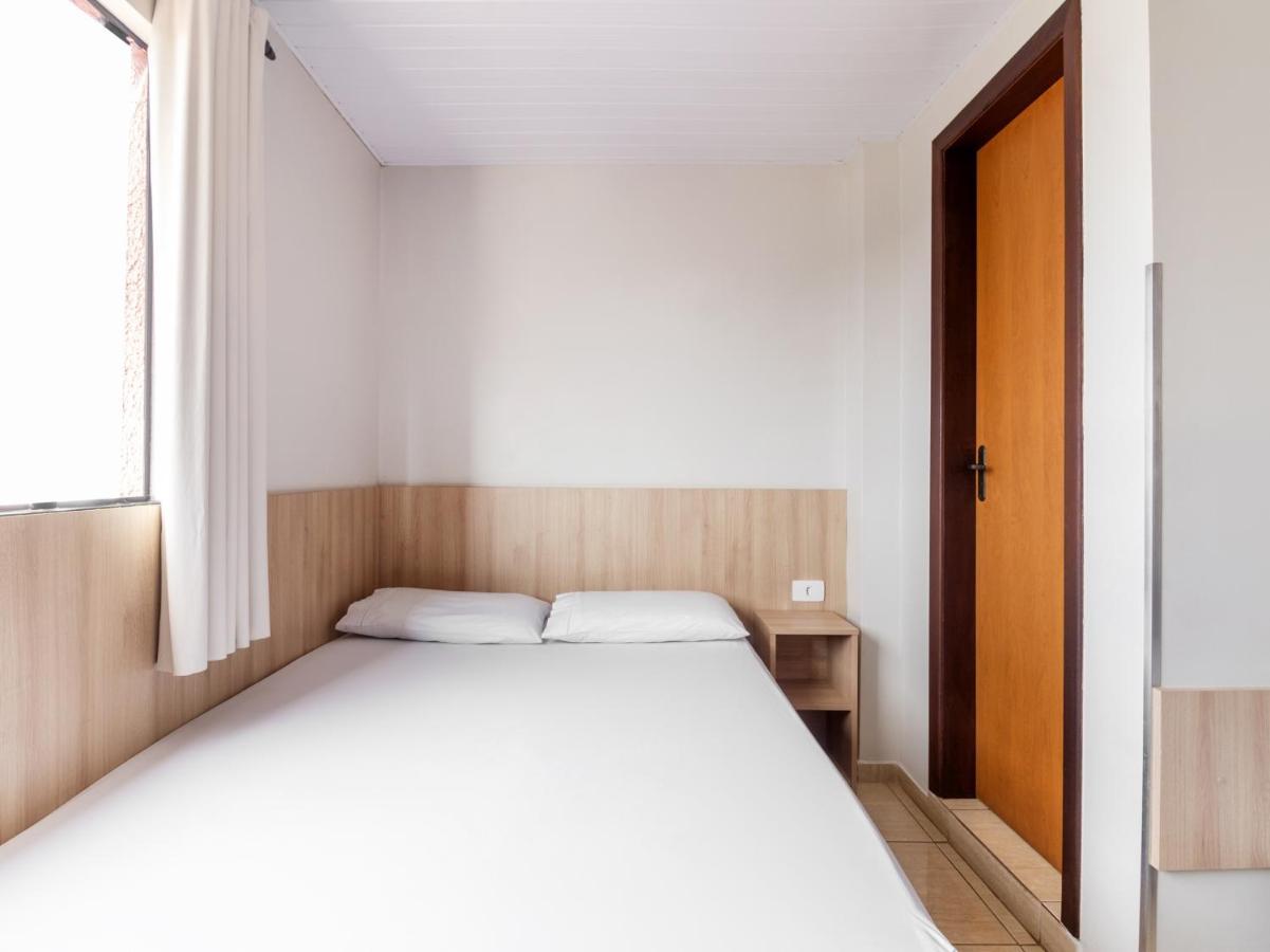Hotel Cabbu 坎普拉古 外观 照片